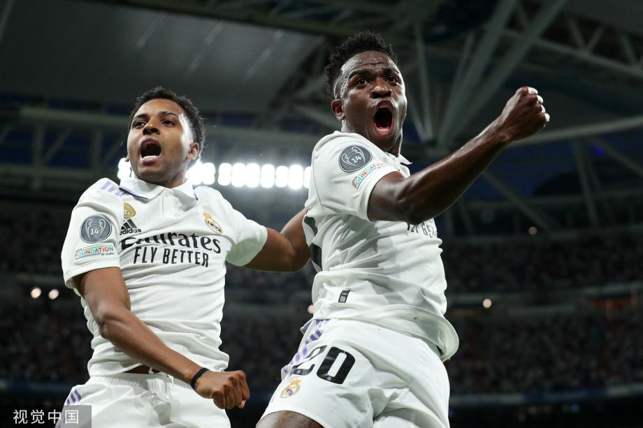 安东内拉晒为蒂亚戈庆生照，举办了一个巴萨主题生日派对