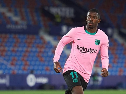 那不勒斯官方：洛博特卡在意杯赛前热身时左腿后胫肌拉伤